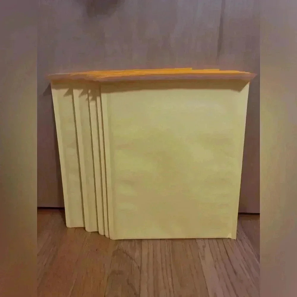 Bubble Mailers Set of 5 Yellow 10x13 NWOT